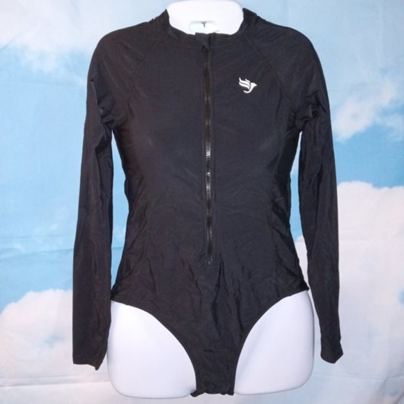 Other - Women’s Black Long-Sleeved Rash guard Surfsuit Swimsuit Small NEW